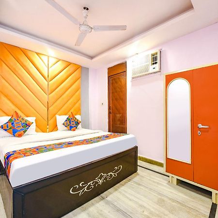 Hotel OYO 28624 A K Continental Neu-Delhi Exterior foto