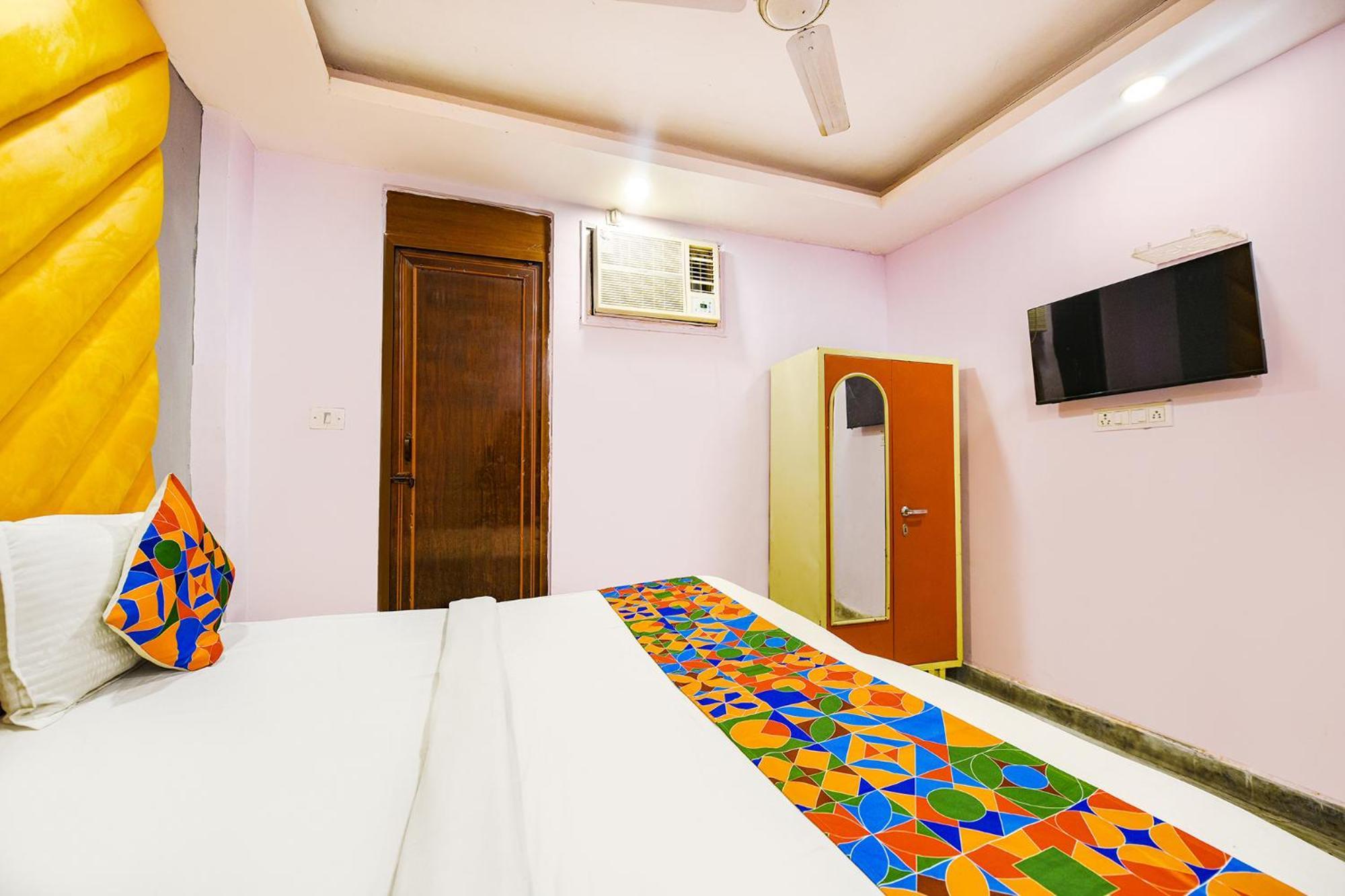Hotel OYO 28624 A K Continental Neu-Delhi Exterior foto