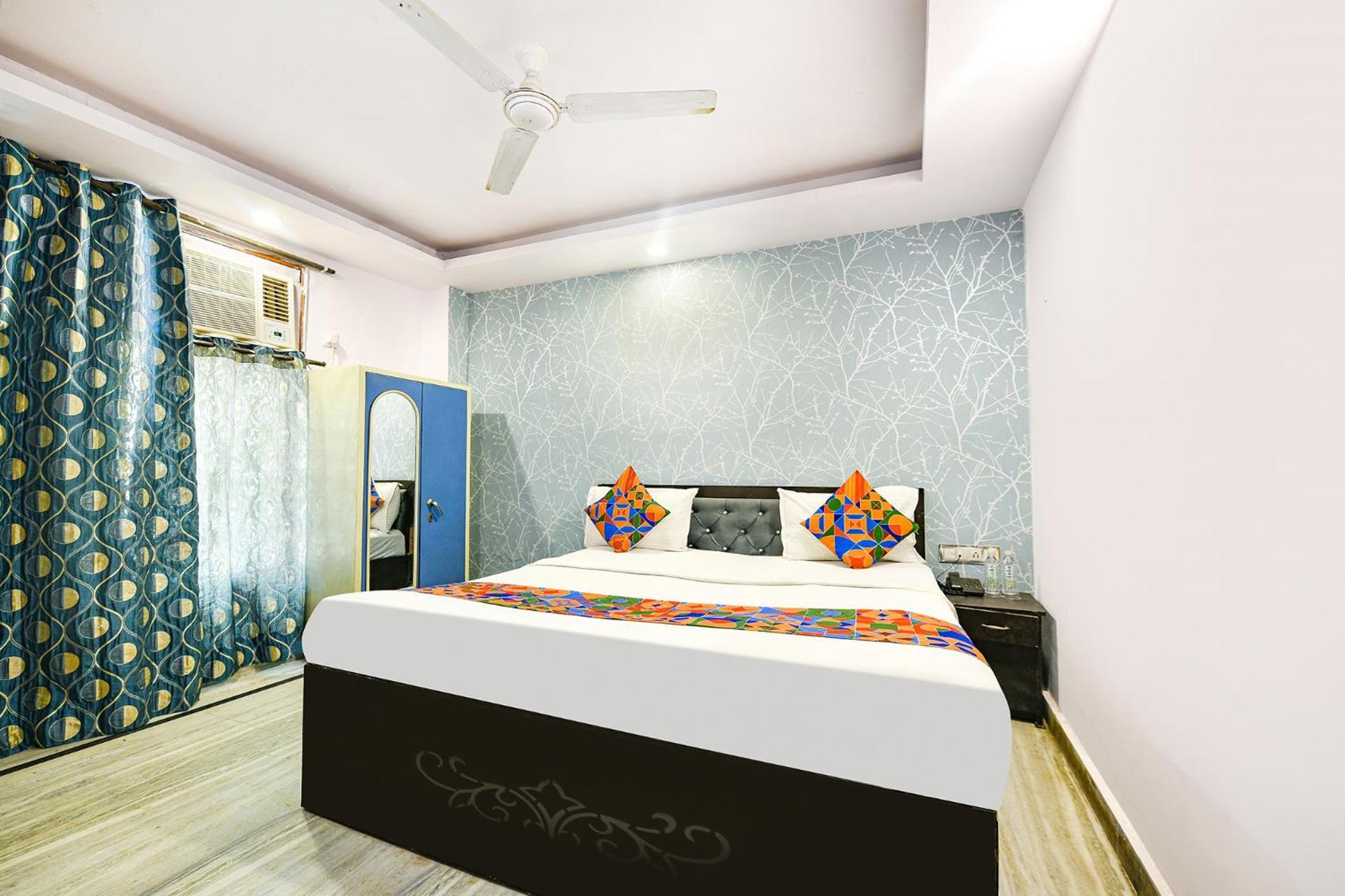 Hotel OYO 28624 A K Continental Neu-Delhi Exterior foto